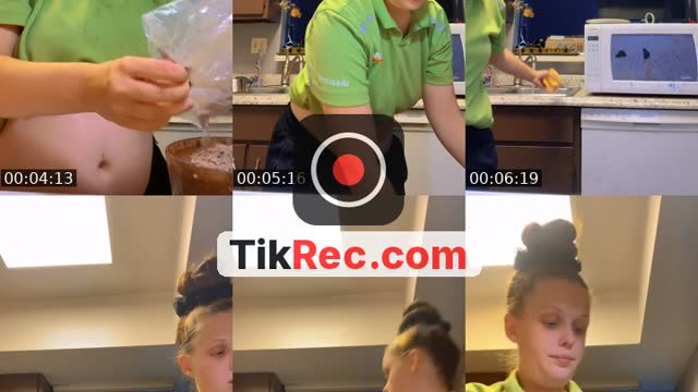 TikTok live: Dm for cntnet playing 🏀 by @destinycrowder74