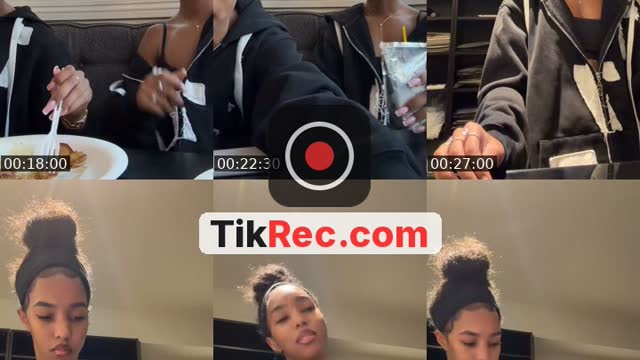 TikTok live: Hiii by @thecombstwins
