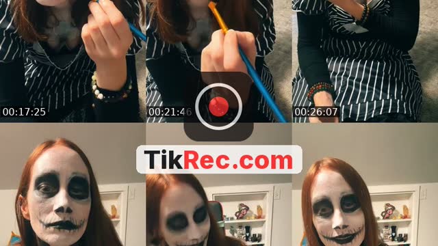 TikTok live: 🧿Day 200 with Jack Skellington🧿 by @nizzapirate