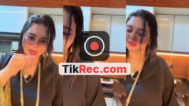 @manakhaled14 TikTok live
