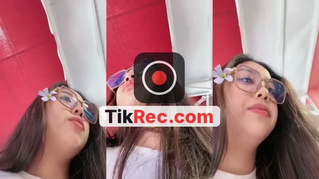 TikTok live: พหุรัดด by @pxphxwxrin_01