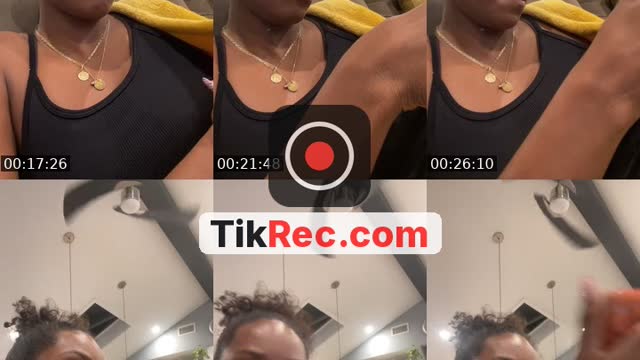 @naeva_32 TikTok live from 2026-10-10