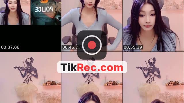TikTok live: wth by @carifoofoo