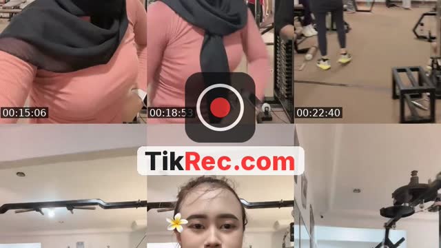 TikTok live: Yuhuu… by @rindatasya3