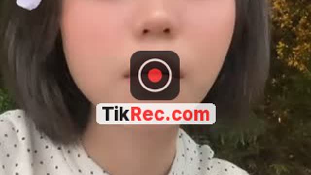 @qqisst TikTok live from 2026-10-09