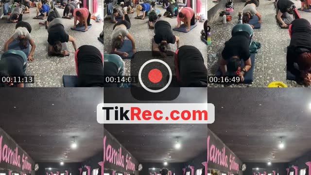 @yamila.sotomayor7 TikTok live from 2026-10-09
