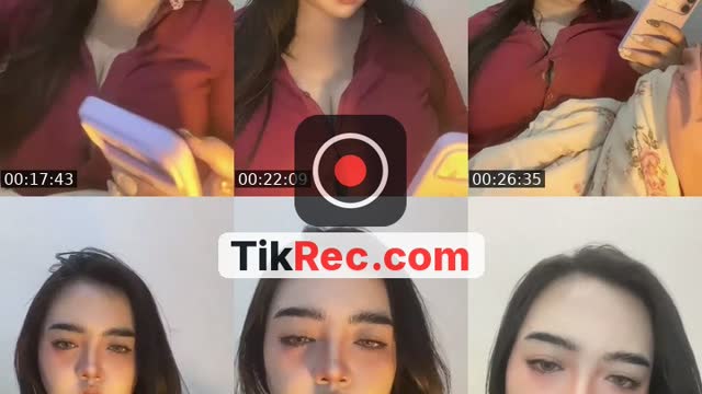 @hottestmommys TikTok live from 2026-10-09