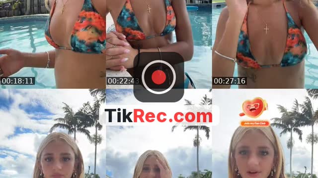 @definitelynotsophia4 TikTok live from 2026-10-09