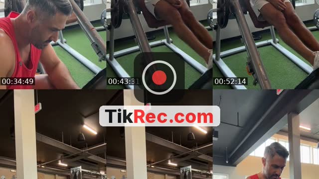 @quilicizack TikTok live from 2026-10-10