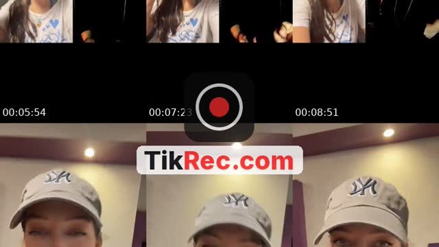 TikTok live: Gym 💪🏻  by @anhelex_