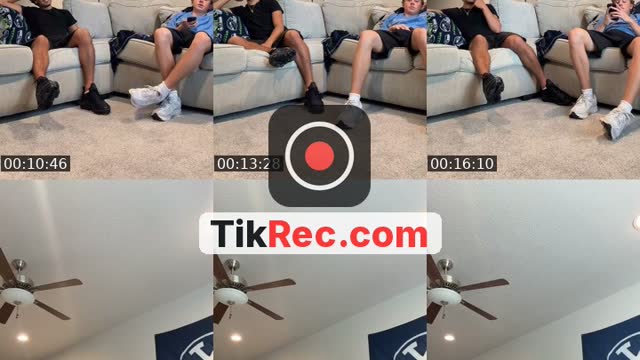 TikTok live: Yoo-hoo I see you by @maddoxlopezz