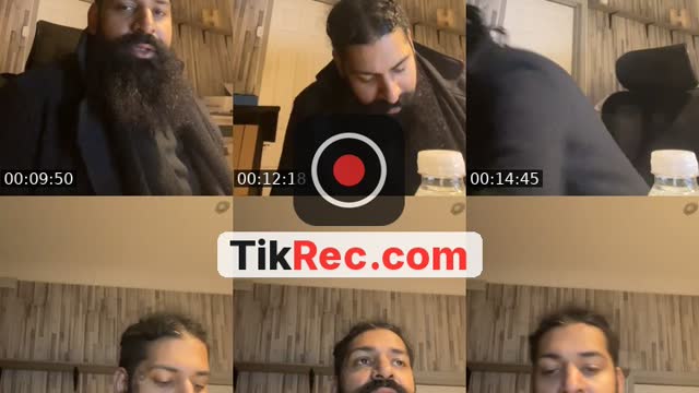 TikTok live: 🖤🥀 by @saj_6ix