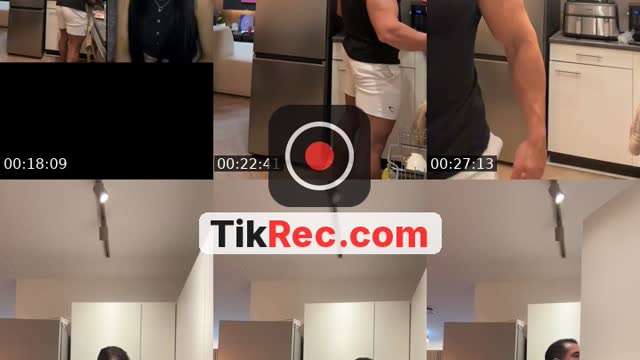 @az_lion TikTok live