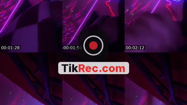 @victoriaa.chavezzz TikTok live
