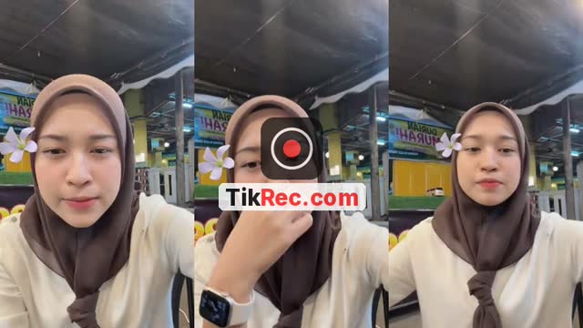 @kyyraa33 TikTok live from 2026-10-10