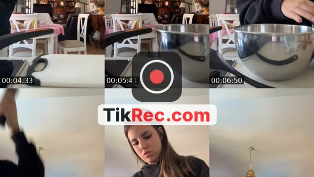 @elena_perezd TikTok live from 2026-10-10
