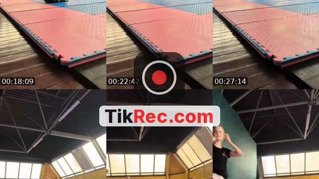 @drakehardy0 TikTok live from 2026-10-11