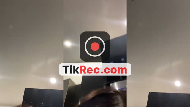 @usernamenamee010 TikTok live