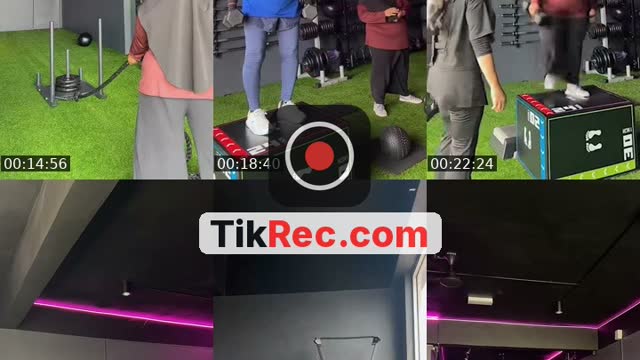 TikTok live: Pt class here by @faaaaaa1999_