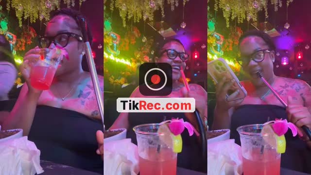 @zariaamourrpt2 TikTok live from 2026-10-11