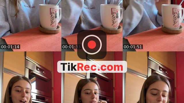 @vale.celli08 TikTok live