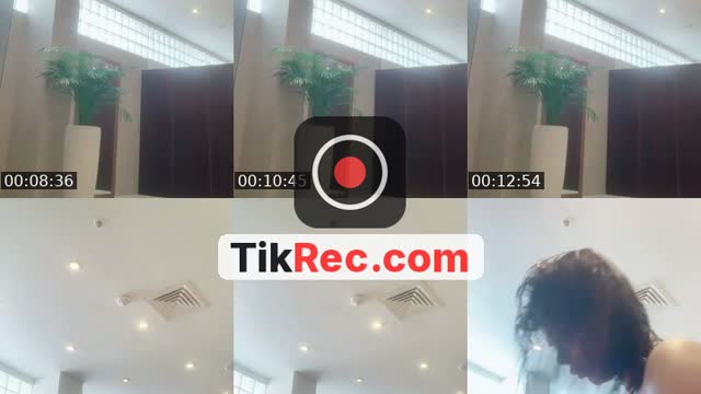 @sara_benalem TikTok live from 2026-10-11