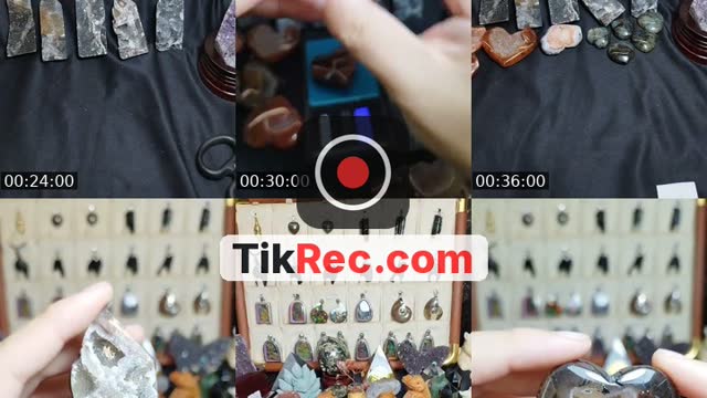 TikTok live: Happy Monday 😁 by @9_mr.crystal_9693