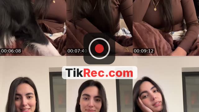 @anavalentinaas TikTok live from 2026-10-11