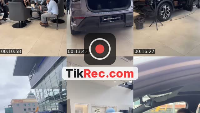 TikTok live: Showroom hujan by @byd.leemotors