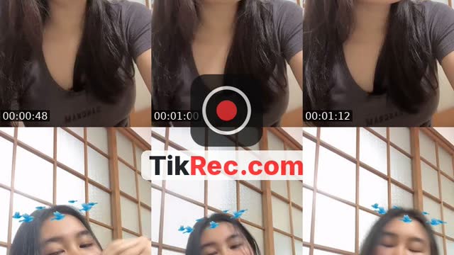 TikTok live: 休み by @mayasabilaaa