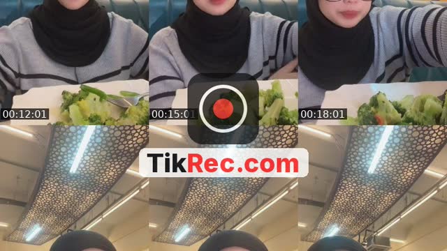 @emyliashazleen TikTok live from 2026-10-12