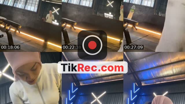 TikTok live: hok mulut huduh duk luar jah 😆 by @ida434970