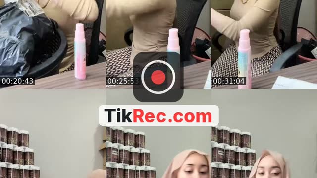 TikTok live: Hi by @azwienqistiena