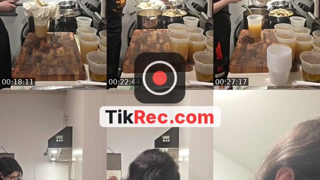TikTok live: Finishing up the chicken broth! by @samma_ftw