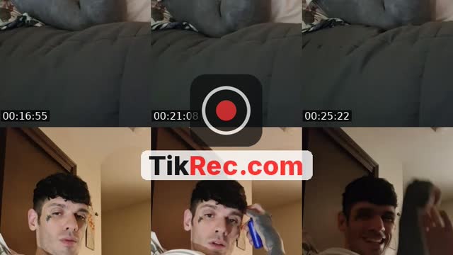 TikTok live: stacking donuts by @.spider0751