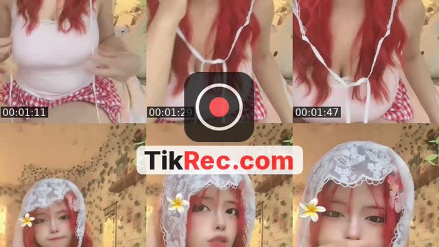 TikTok live: Come here with mommy by @peachymei_sa