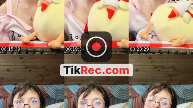 @annie_cos0 TikTok live from 2026-10-14