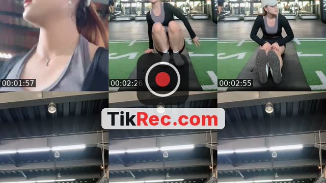 TikTok live: temeninn livee by @shella_fernanda29