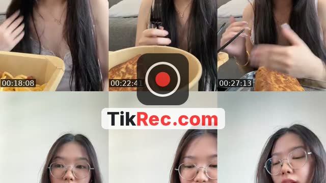 TikTok live: 🐰 by @_y.yumi