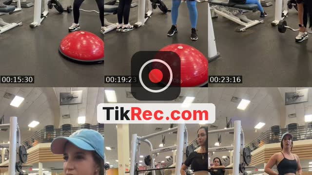 TikTok live: Leg day with me 💪 by @lesyanisa