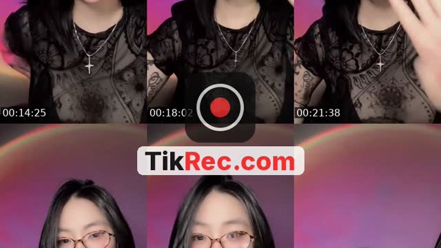 @cherpor.xx TikTok live from 2026-10-14