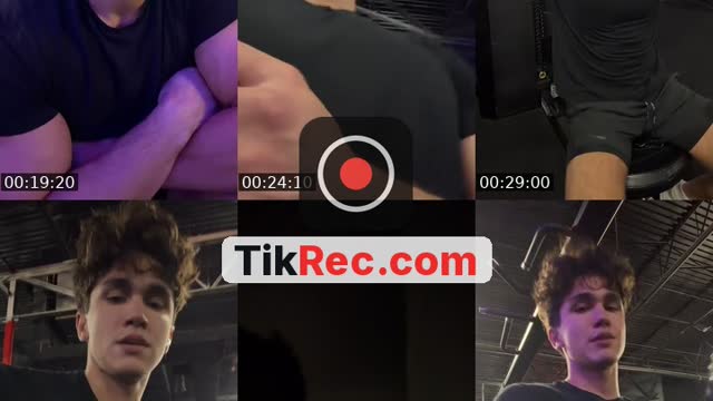 TikTok live: Oh ur getting mogged by @kalel_ulysses