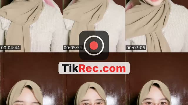 TikTok live: Bismillah semoga galeri nyala🤲🏻 by @mmiichan.09