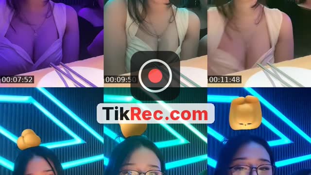 @triaftria_ TikTok live