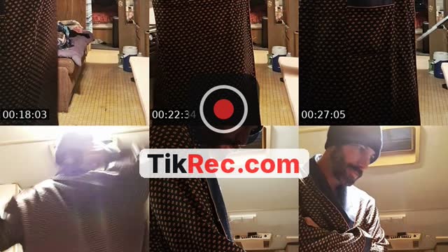 @animalsplay TikTok live from 2026-10-16