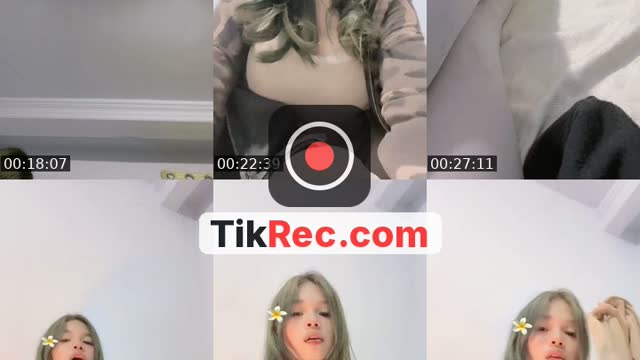 @elisyanast TikTok live from 2026-10-16