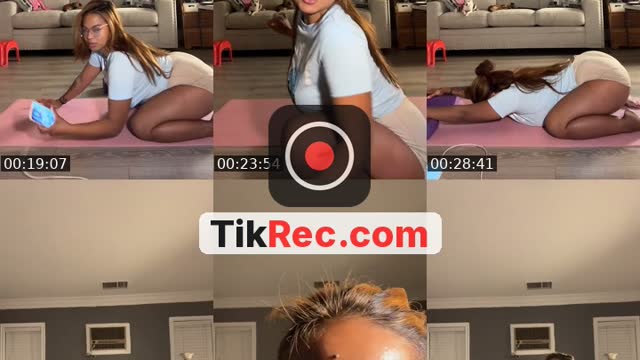 @missflexxy TikTok live from 2026-10-17