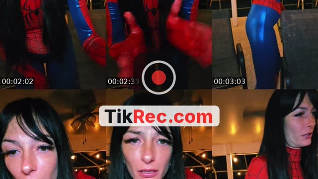 @girlnextdoorr25 TikTok live