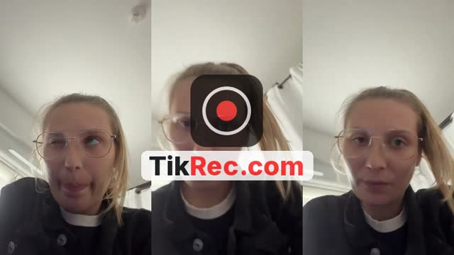 @emilie210722 TikTok live