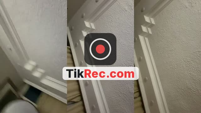 @ooffyyaaaaa TikTok live